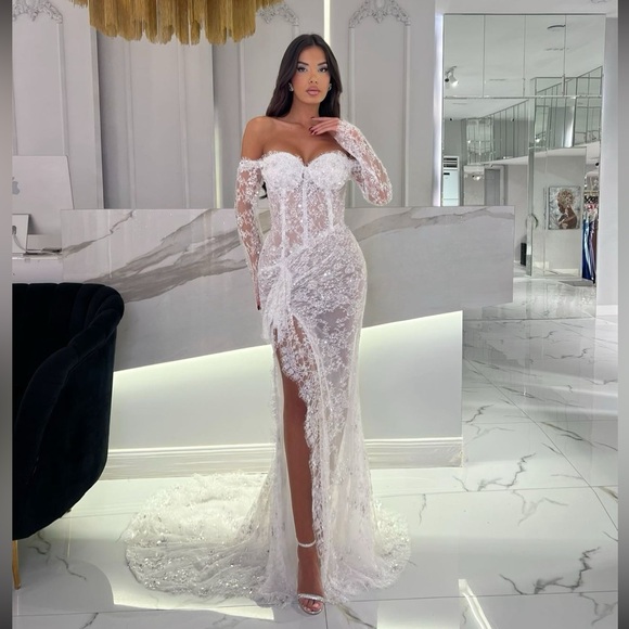 Elegant White Lace Off-Shoulder Dress
